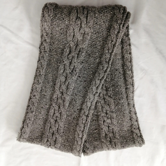 Billy Reid 100% Wool Cable Knit Gray Speckled Chunky Infinity Scarf - Picture 2 of 13